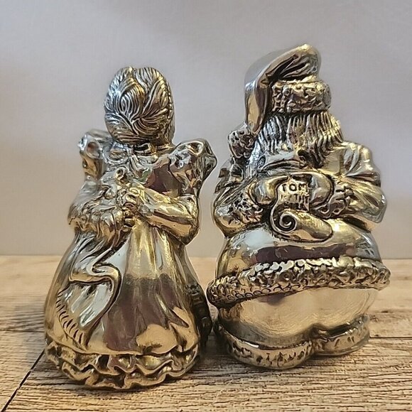 Vintage Santa and Mrs Claus Kissing Salt Pepper Shakers Kirk Stieff Pewter 716 - Picture 3 of 9